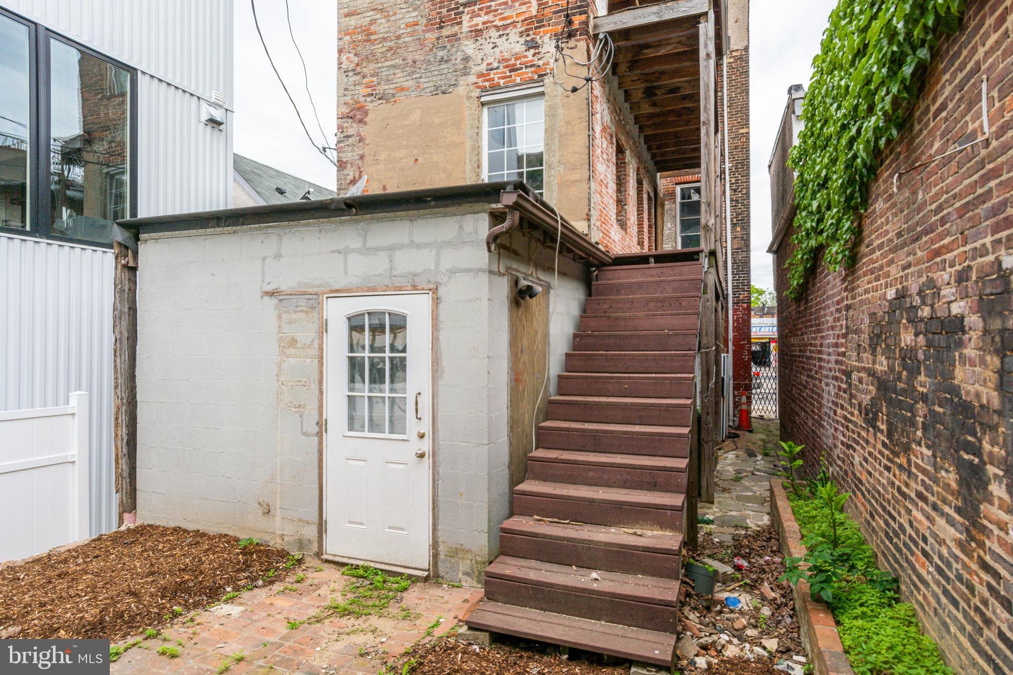 FELLS POINT HISTORIC DISTRICT - Commercial Sale