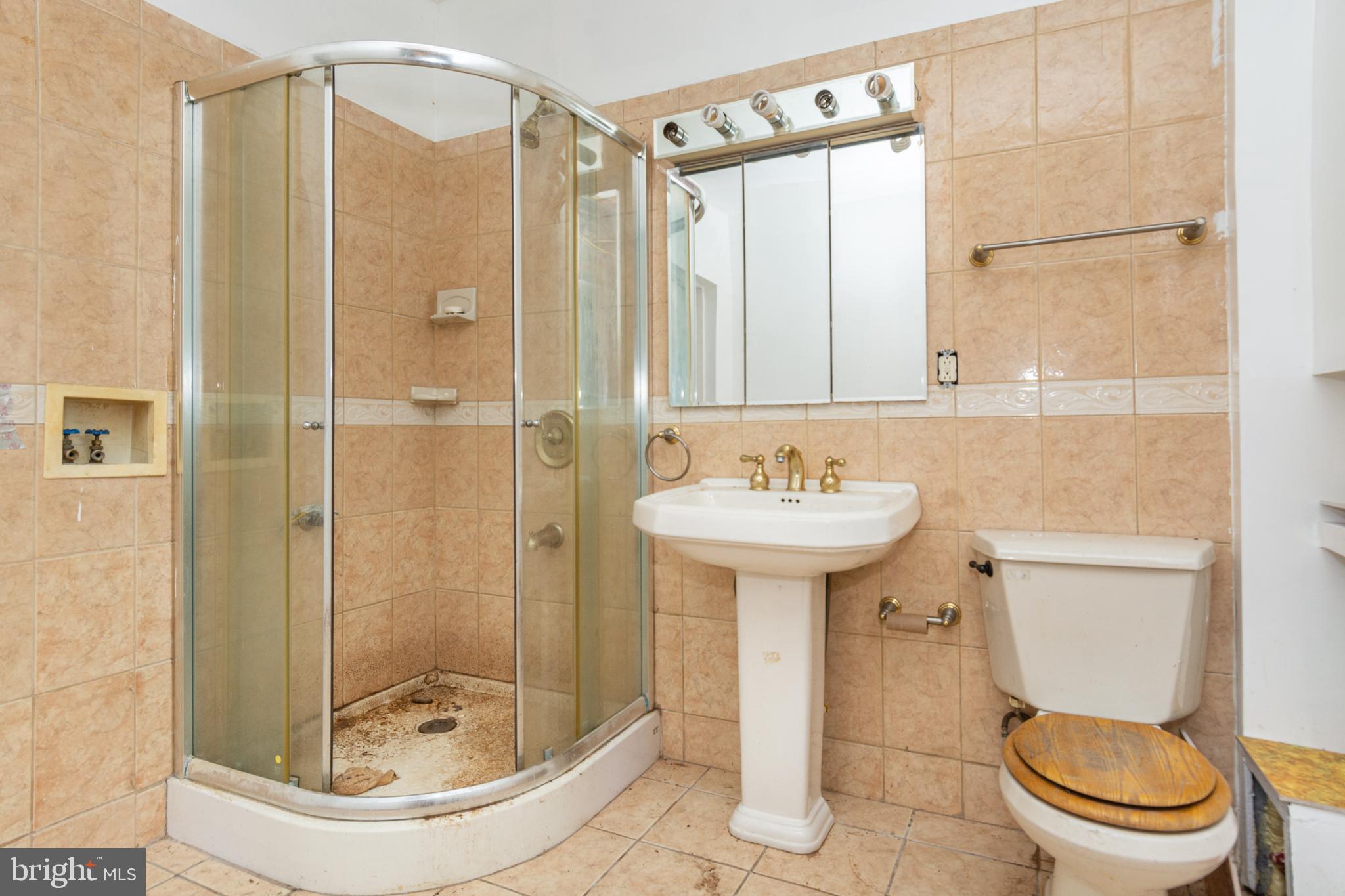 FELLS POINT HISTORIC DISTRICT - Commercial Sale