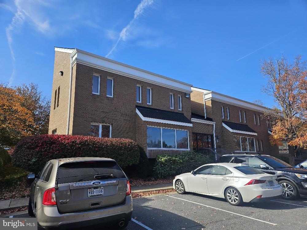 3839 PLAZA DRIVE