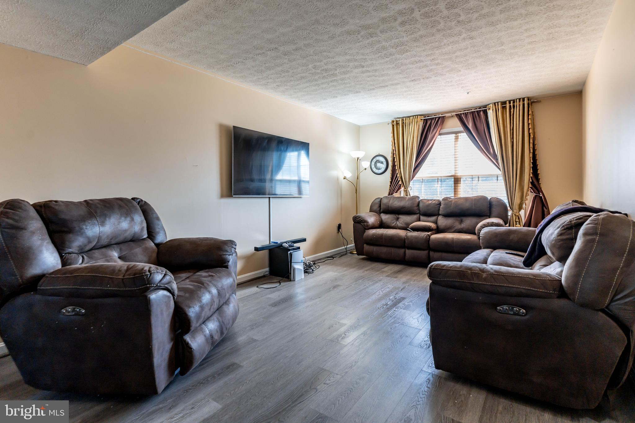 BONIWOOD PLAT 2 - Residential Lease