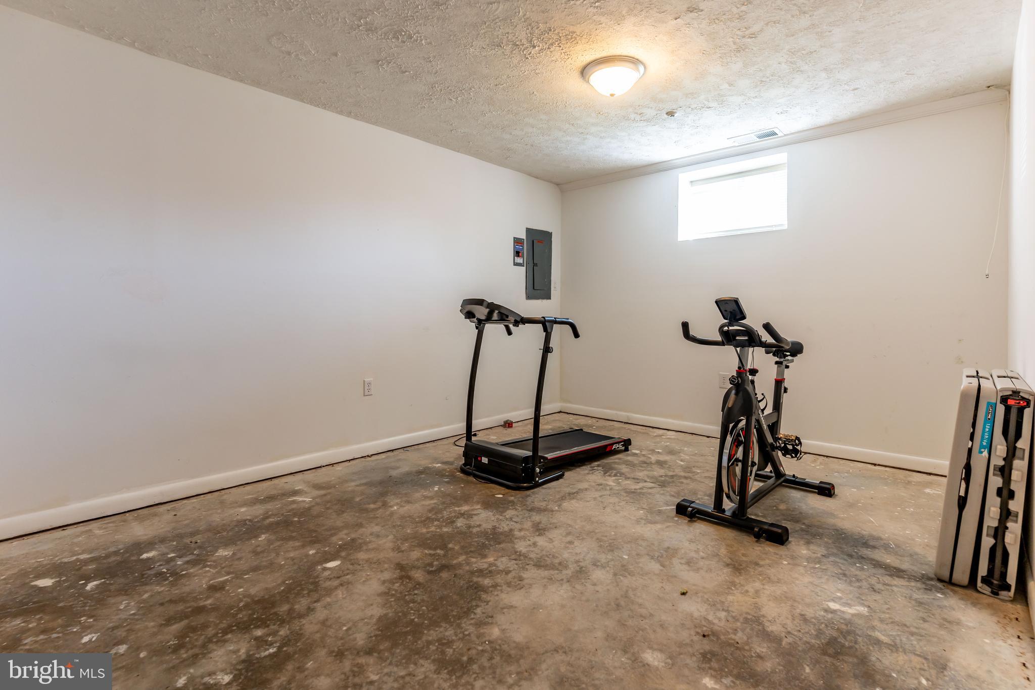 BONIWOOD PLAT 2 - Residential Lease