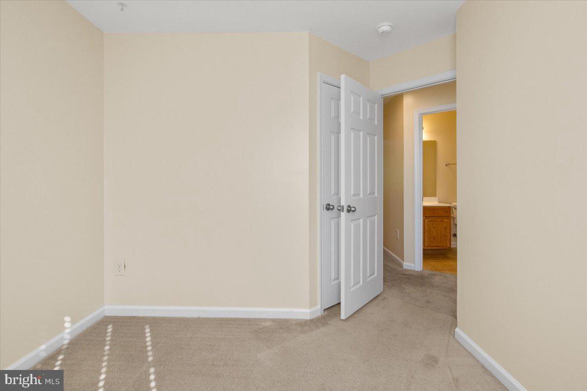 RICHFIELD STATION VILLAGE - Residential Lease