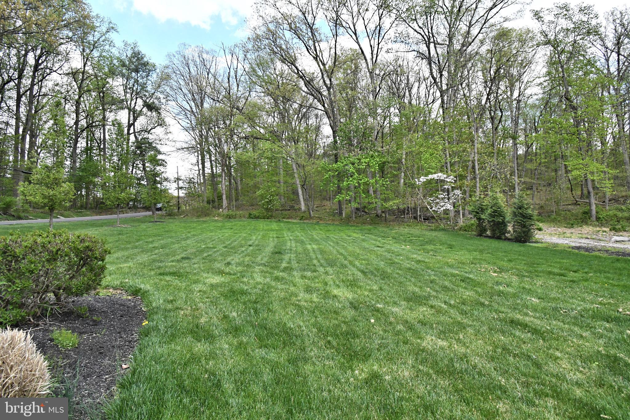 SCHWENKSVILLE - Residential