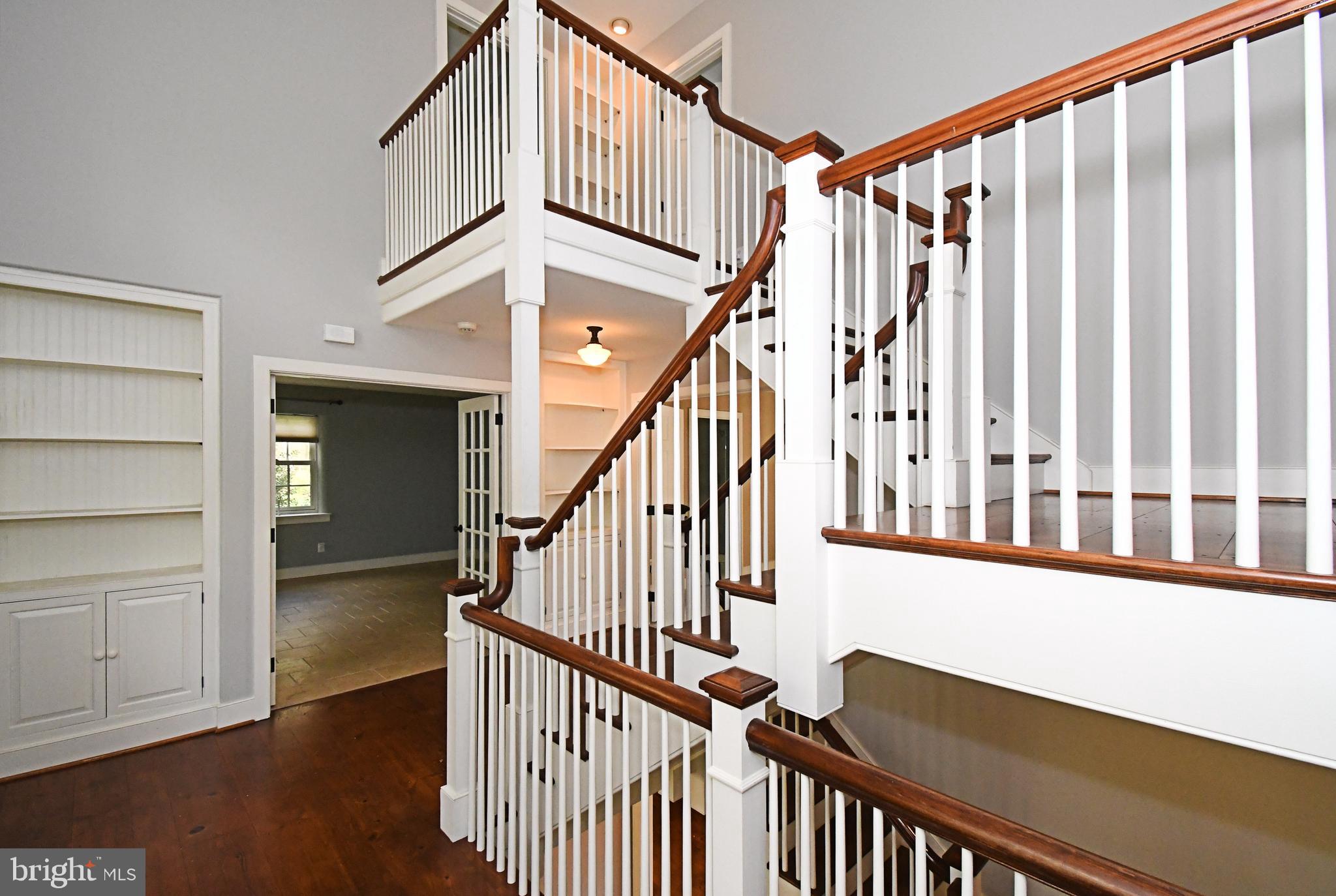 SCHWENKSVILLE - Residential