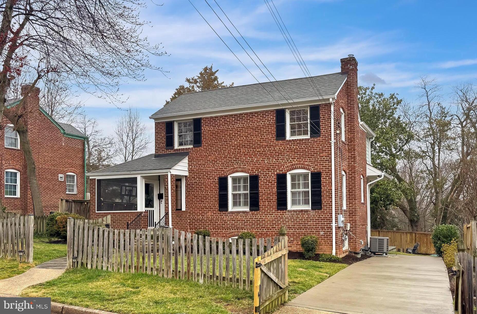 MILBURN TERRACE - Residential