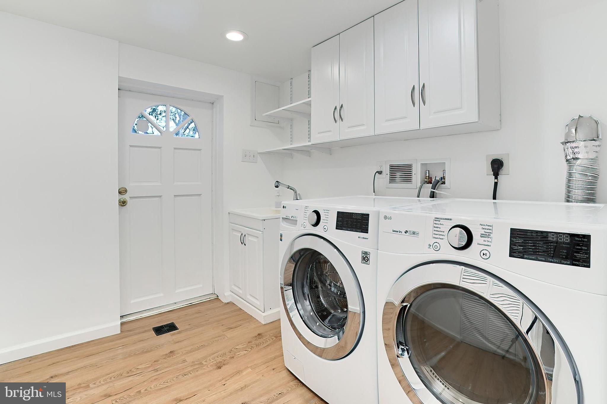 MILBURN TERRACE - Residential