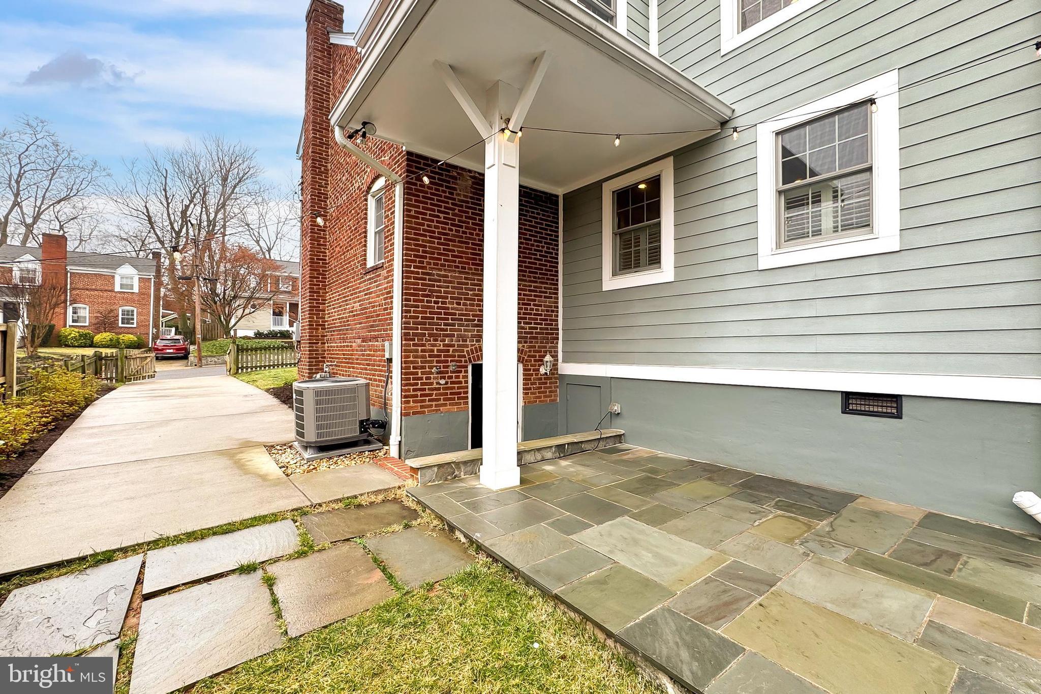 MILBURN TERRACE - Residential