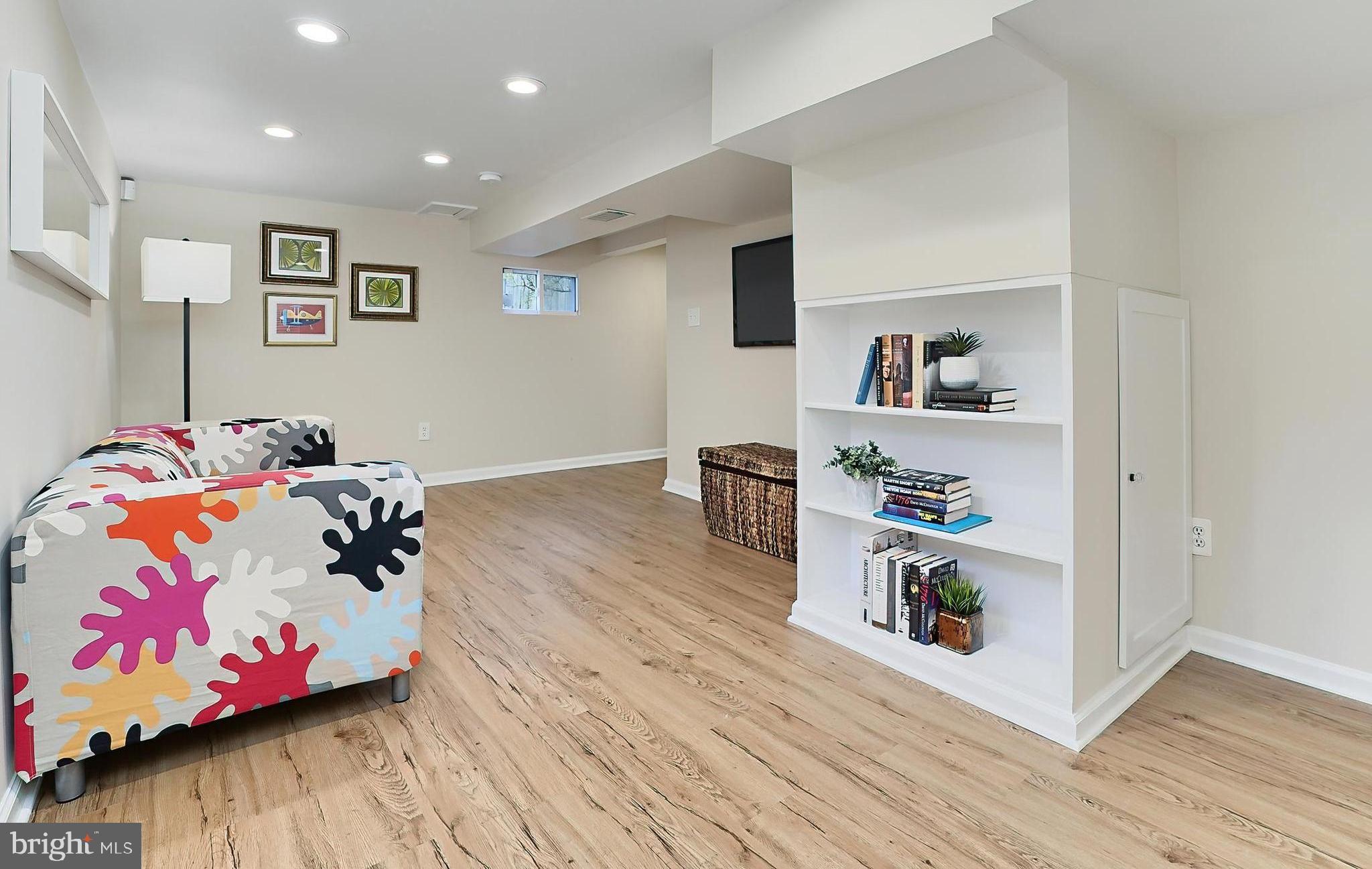 MILBURN TERRACE - Residential