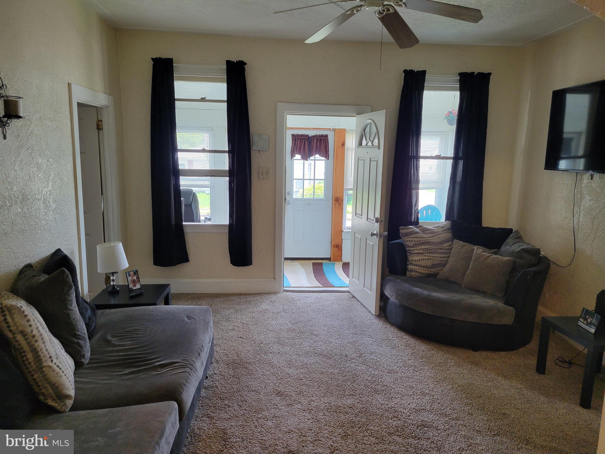 1565 BEALE STREET 101
