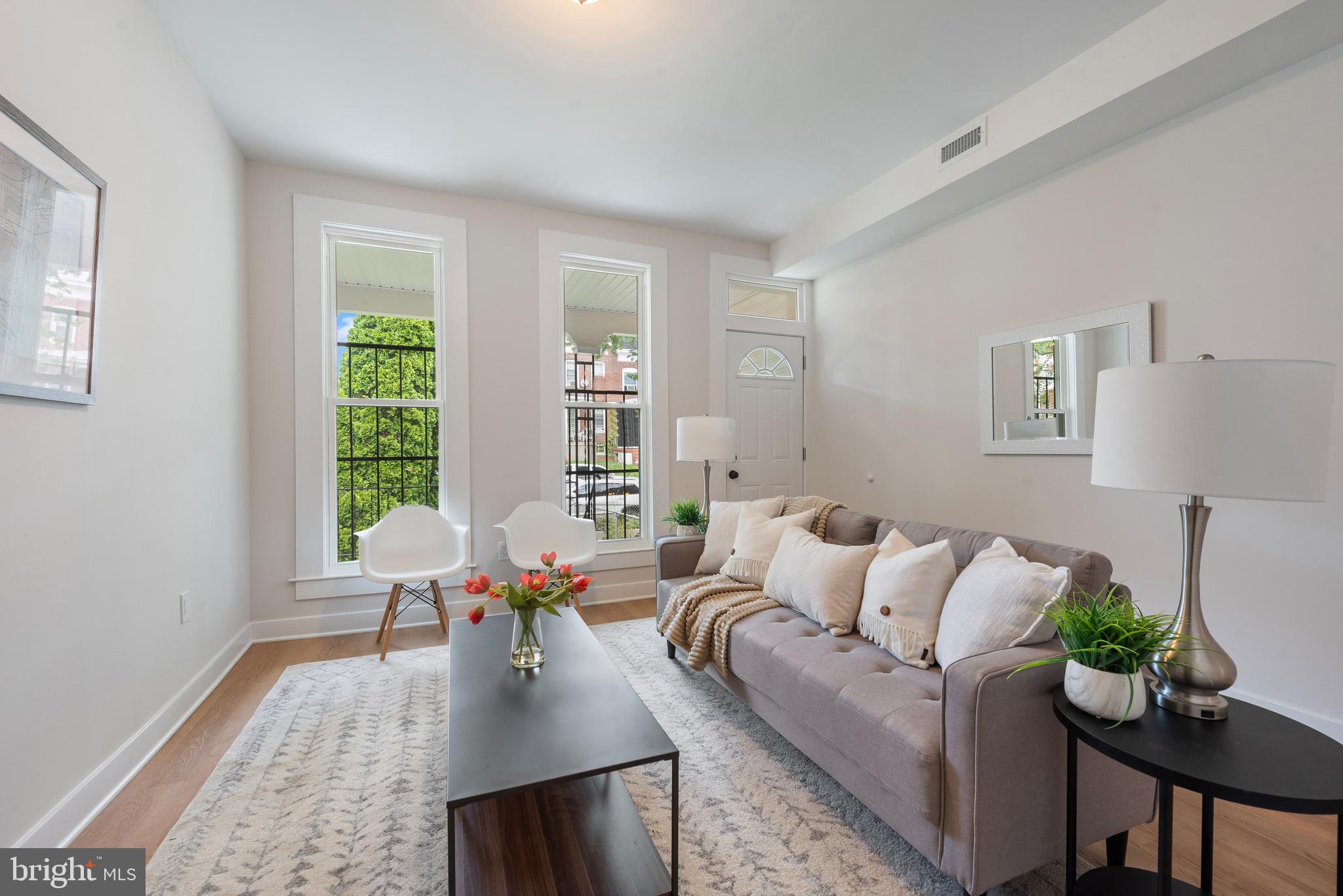 GARWYN OAKS - Residential