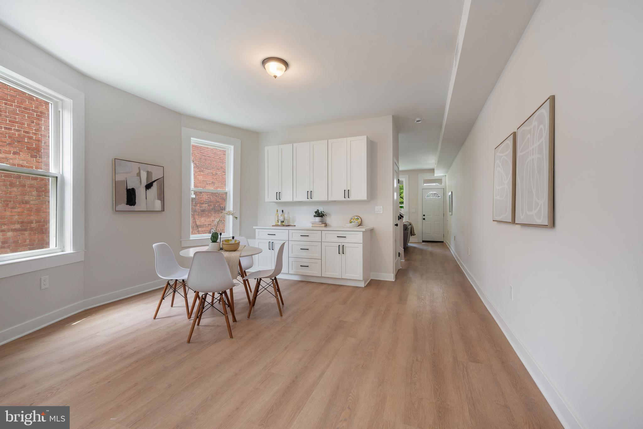 GARWYN OAKS - Residential