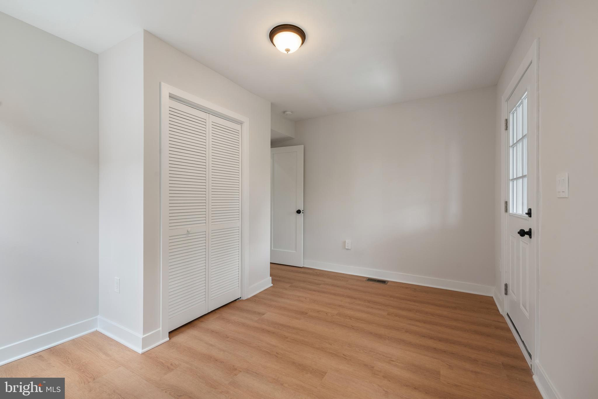 GARWYN OAKS - Residential