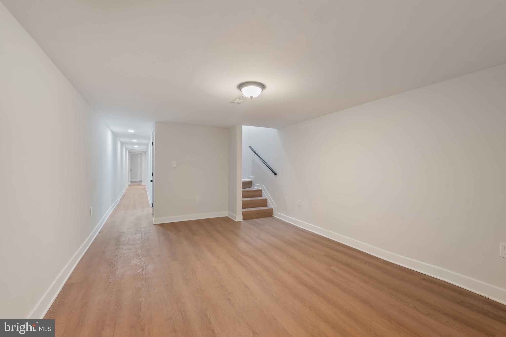 GARWYN OAKS - Residential