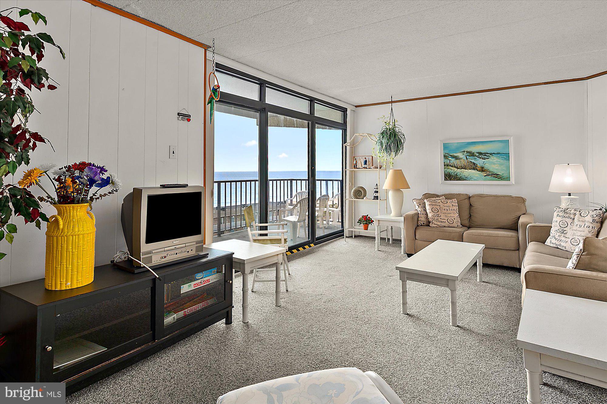 8800 COASTAL HIGHWAY 809