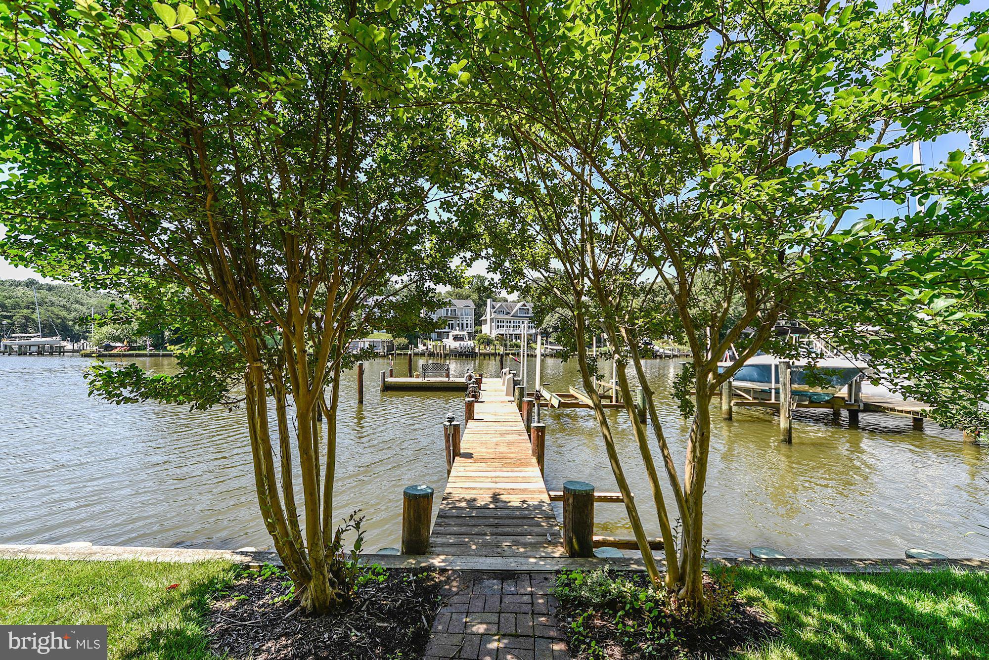 MURRAY HILL - Residential