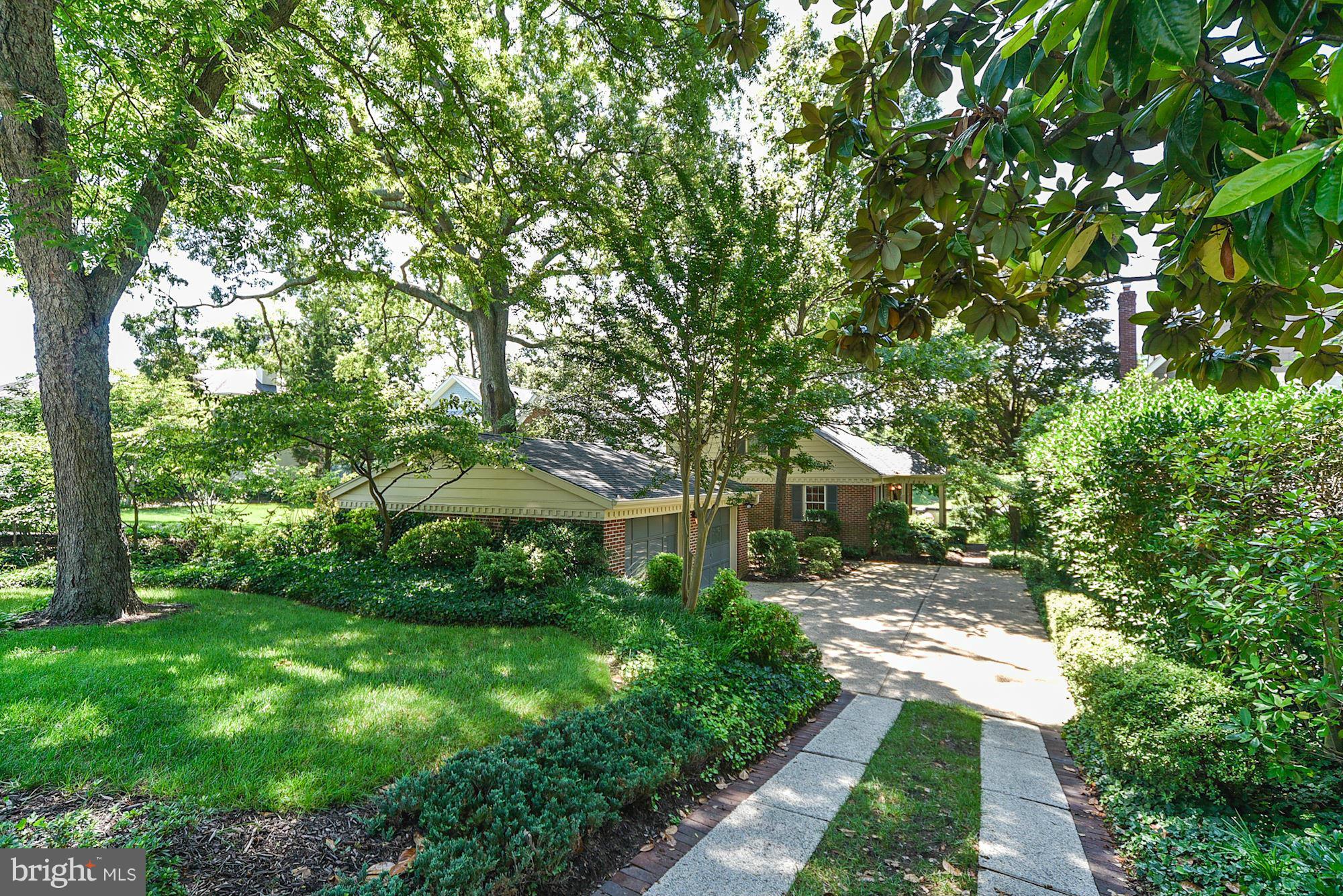 MURRAY HILL - Residential