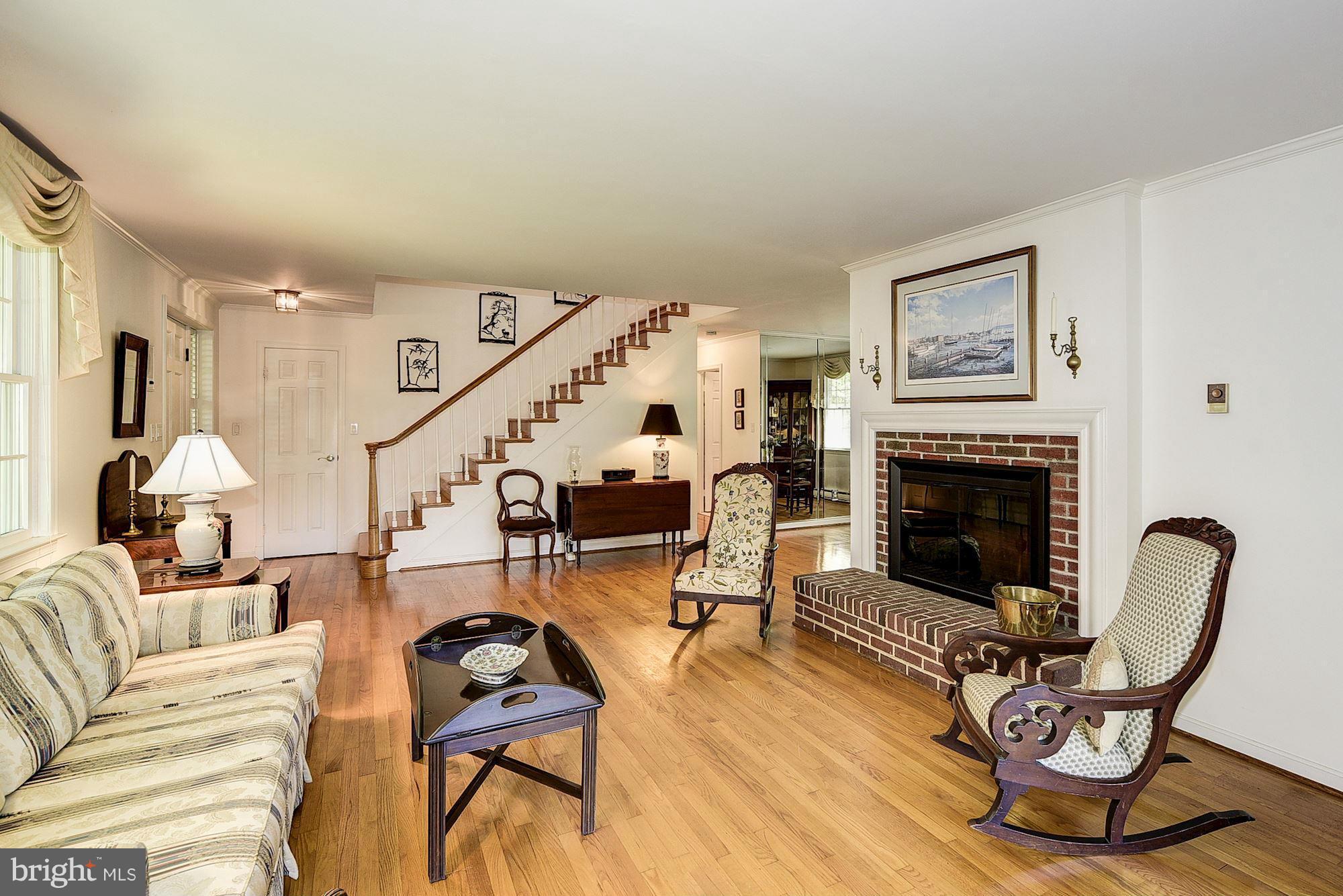 MURRAY HILL - Residential