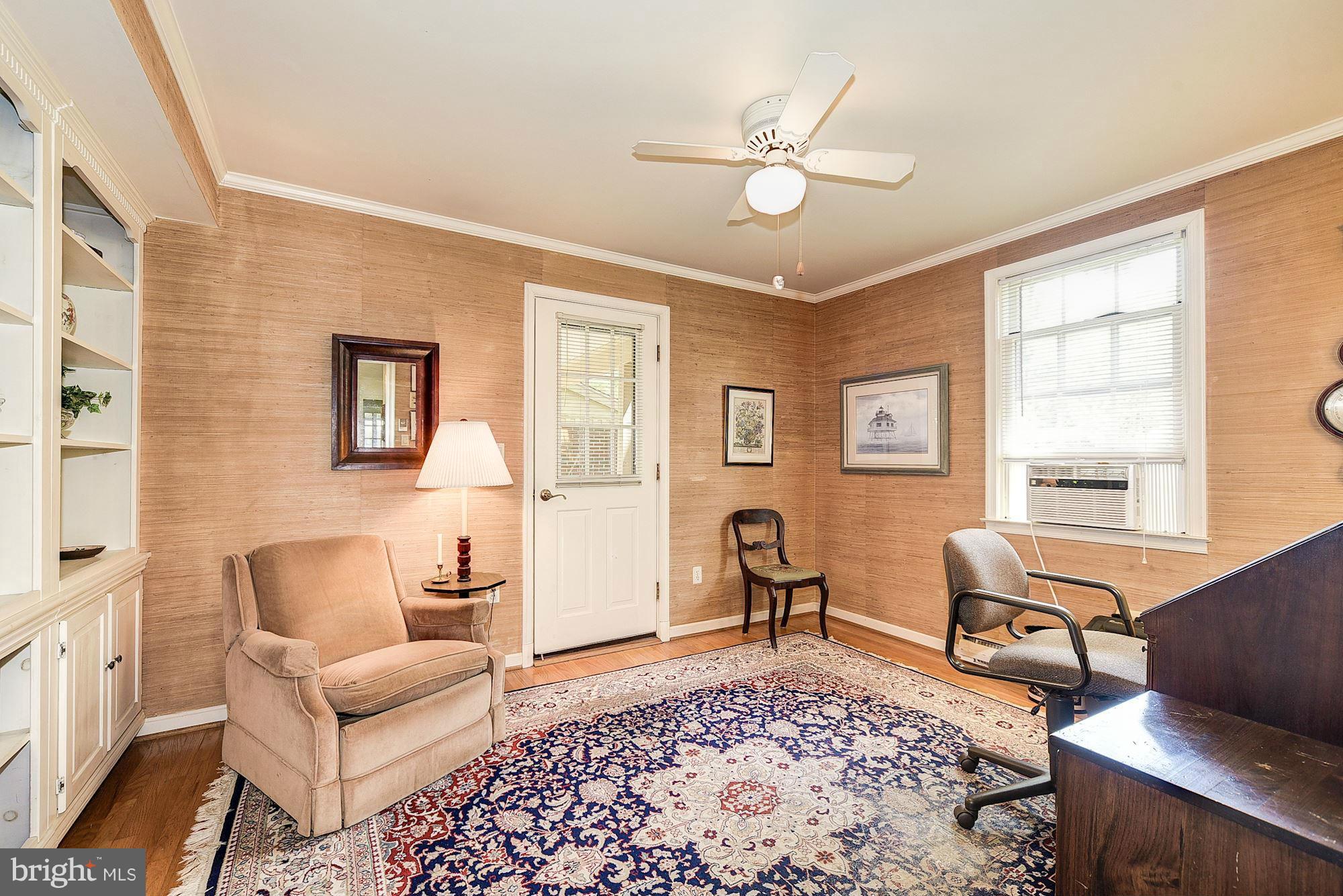 MURRAY HILL - Residential