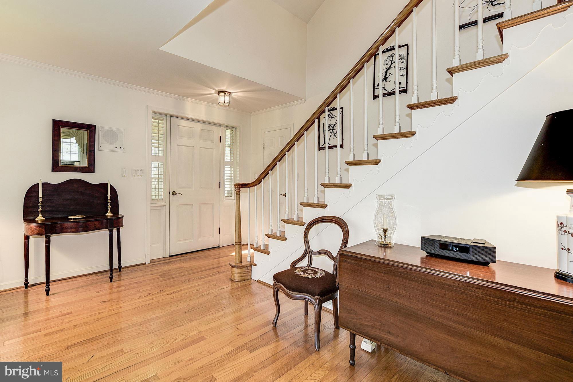 MURRAY HILL - Residential