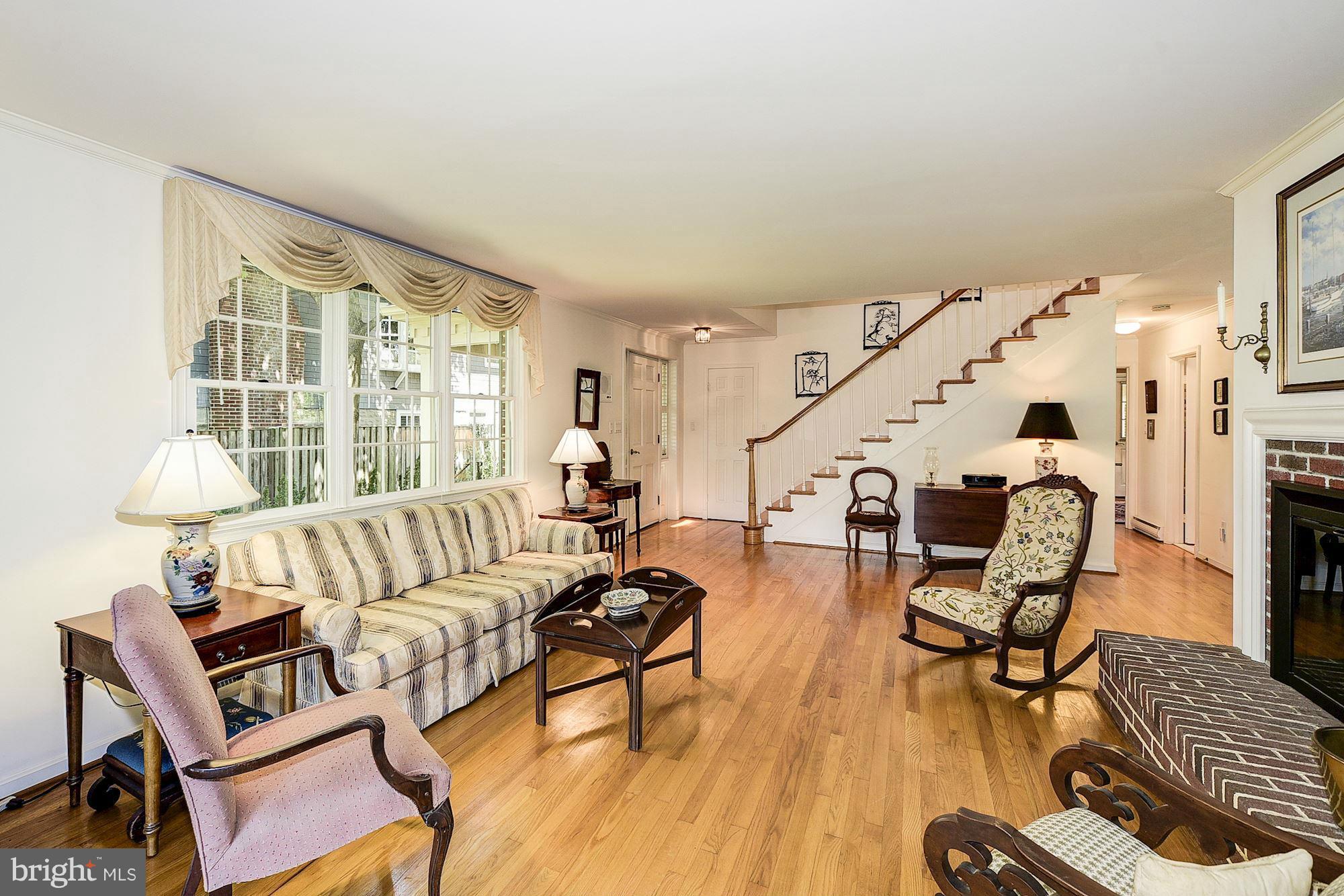 MURRAY HILL - Residential