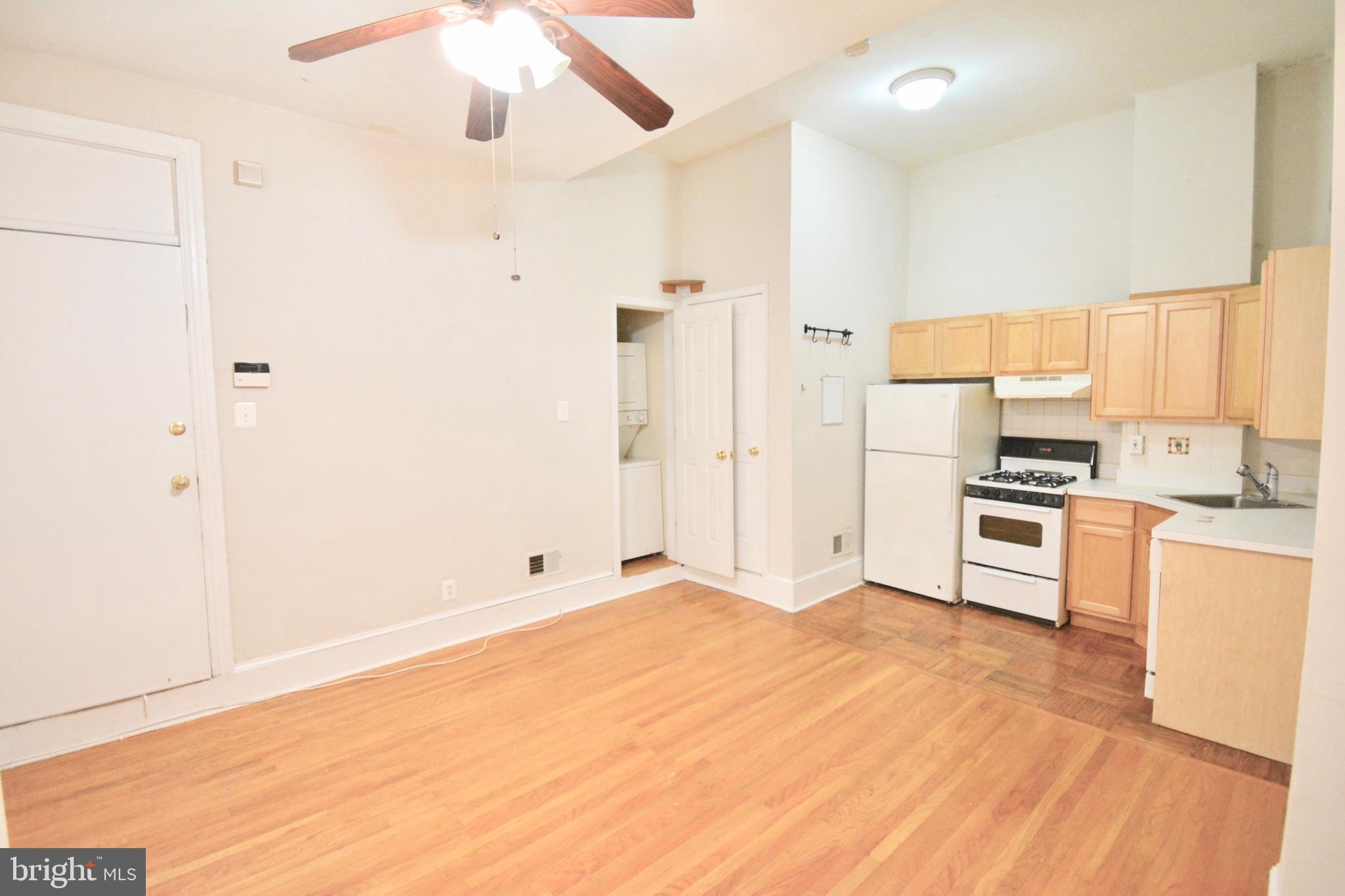 EAST FALLS - Residential Lease