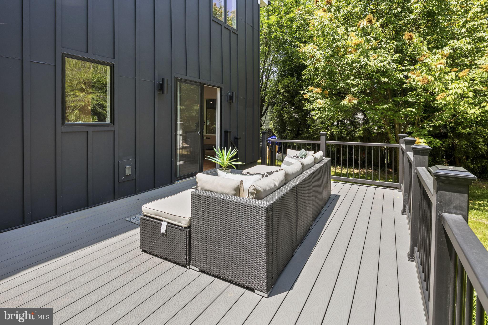 TARA - LEEWAY HEIGHTS - Residential