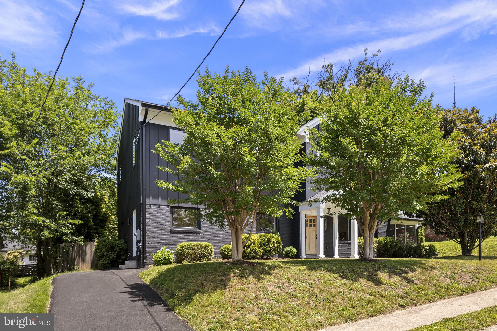 TARA - LEEWAY HEIGHTS - Residential