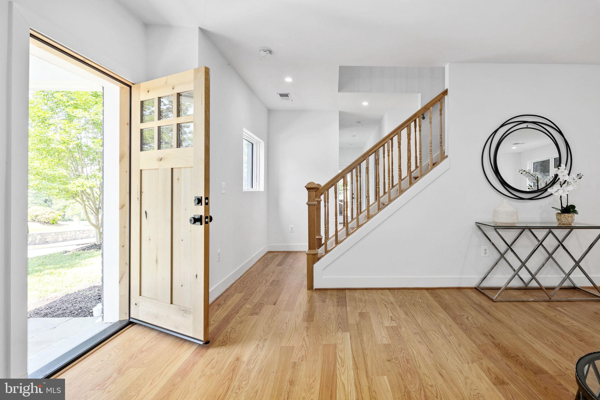 TARA - LEEWAY HEIGHTS - Residential