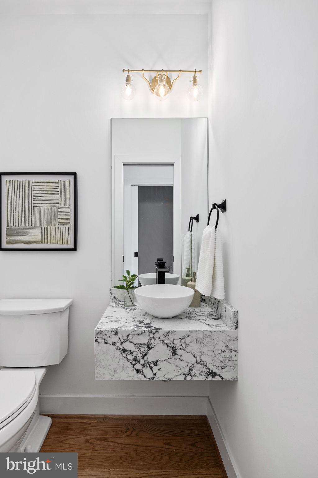 TARA - LEEWAY HEIGHTS - Residential