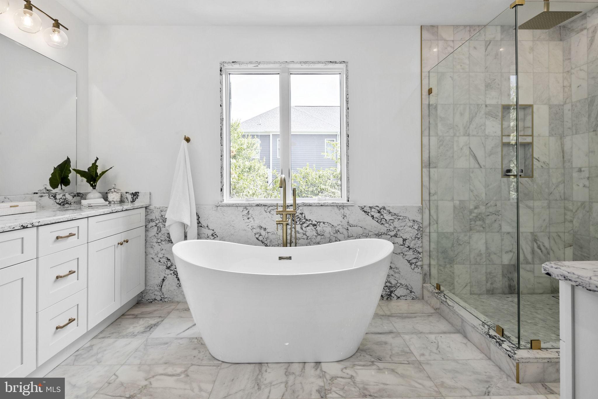 TARA - LEEWAY HEIGHTS - Residential