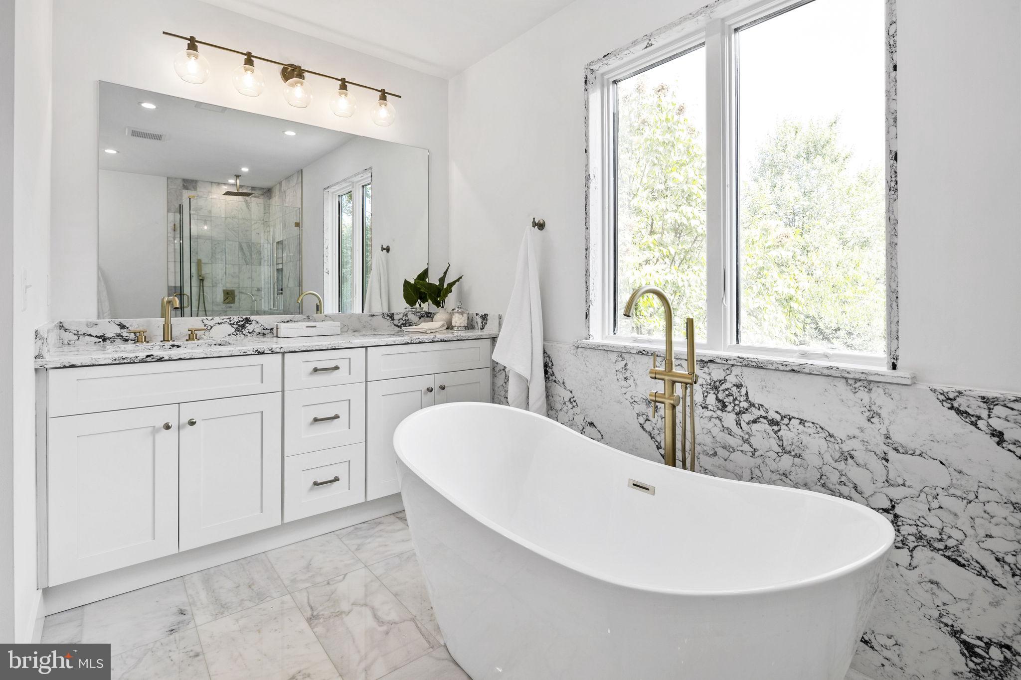 TARA - LEEWAY HEIGHTS - Residential