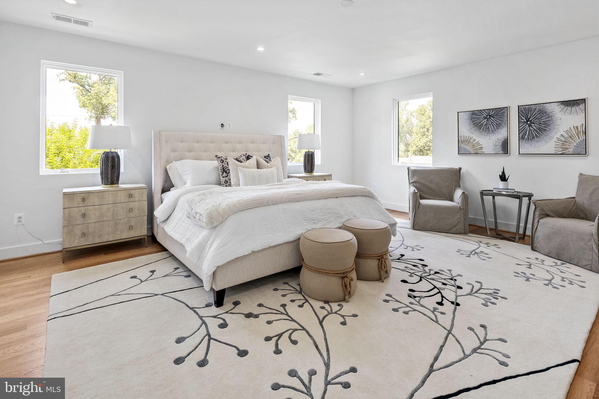 TARA - LEEWAY HEIGHTS - Residential