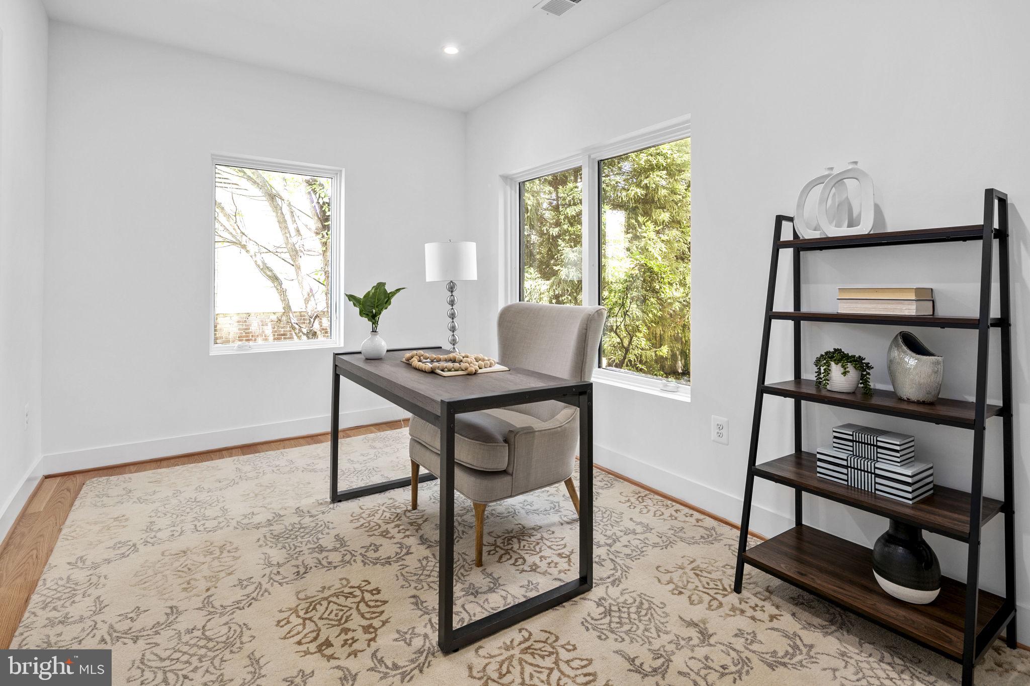 TARA - LEEWAY HEIGHTS - Residential