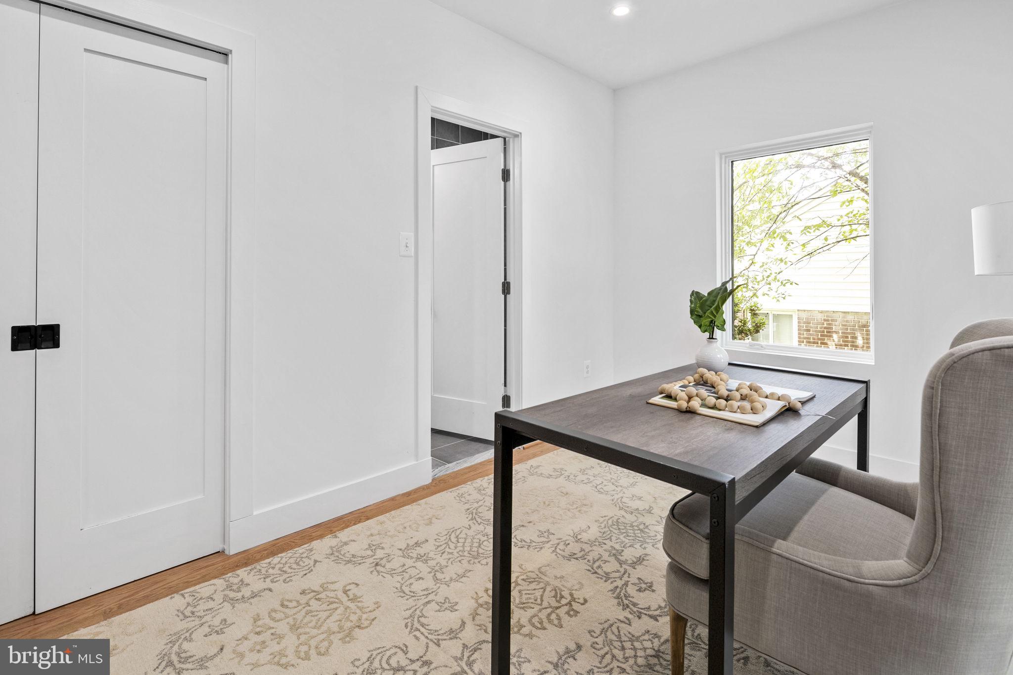 TARA - LEEWAY HEIGHTS - Residential