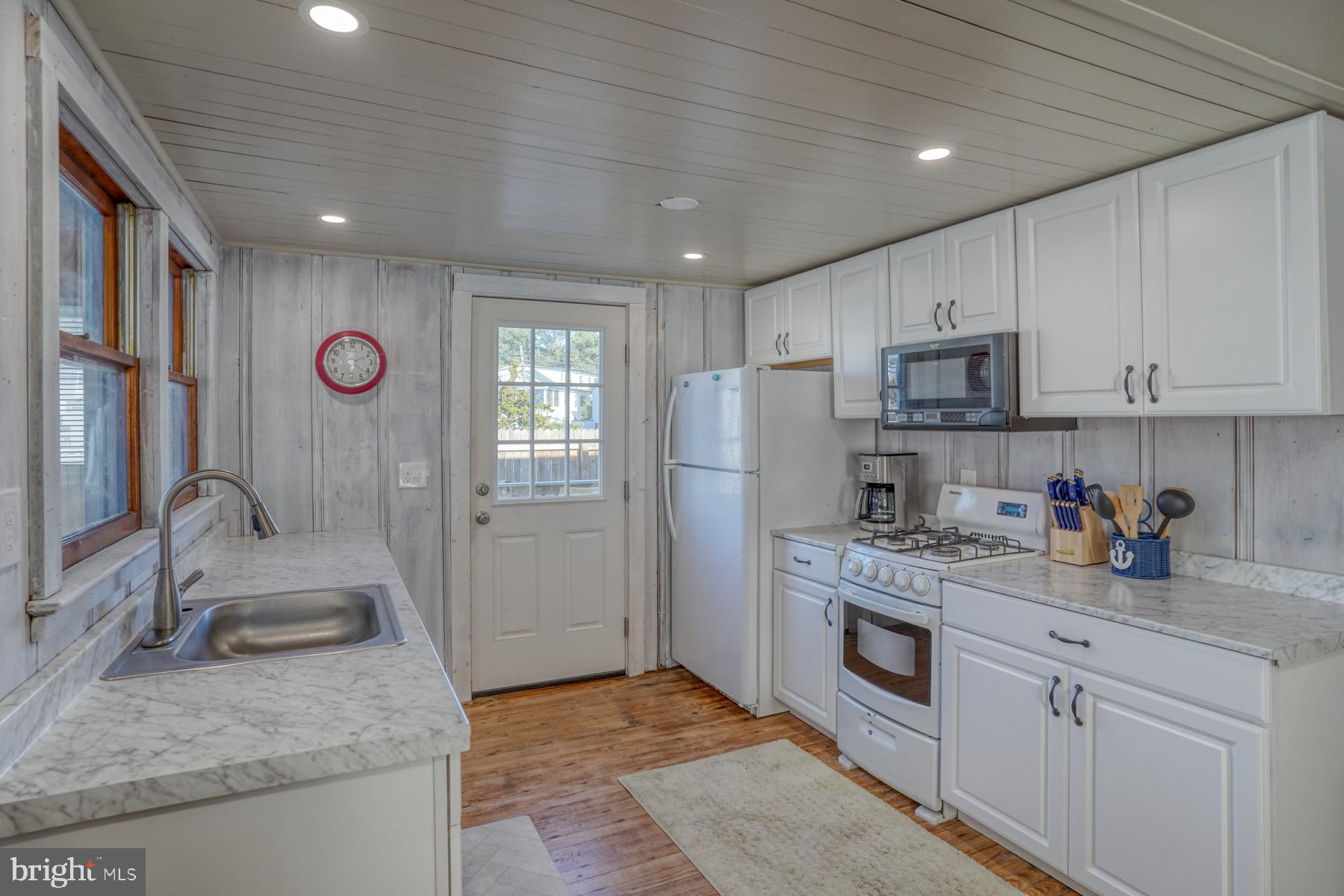 ANN ACRES - Residential