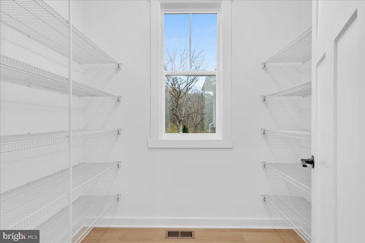 VISTAS ON CHESTNUT HILL - Residential