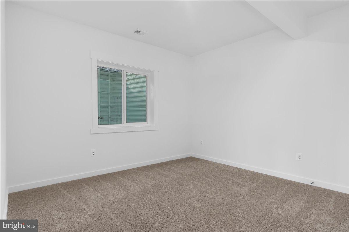 VISTAS ON CHESTNUT HILL - Residential