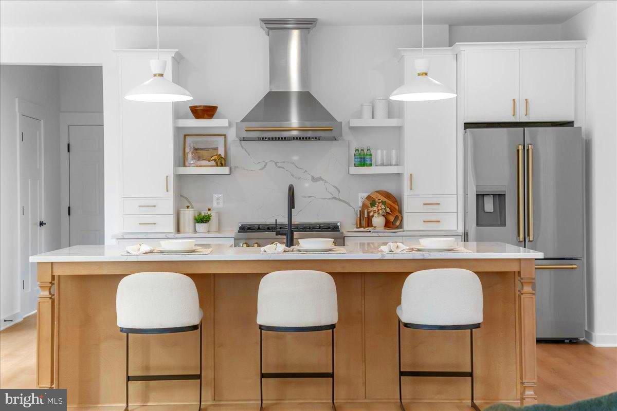 VISTAS ON CHESTNUT HILL - Residential