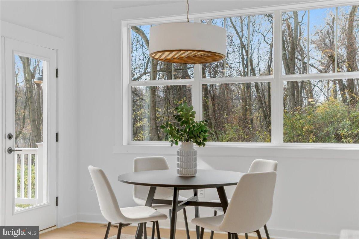 VISTAS ON CHESTNUT HILL - Residential