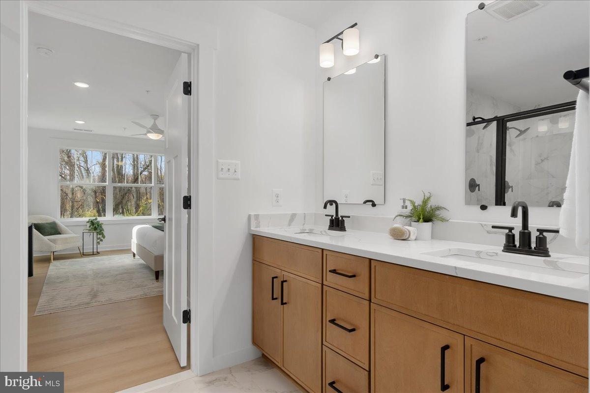 VISTAS ON CHESTNUT HILL - Residential