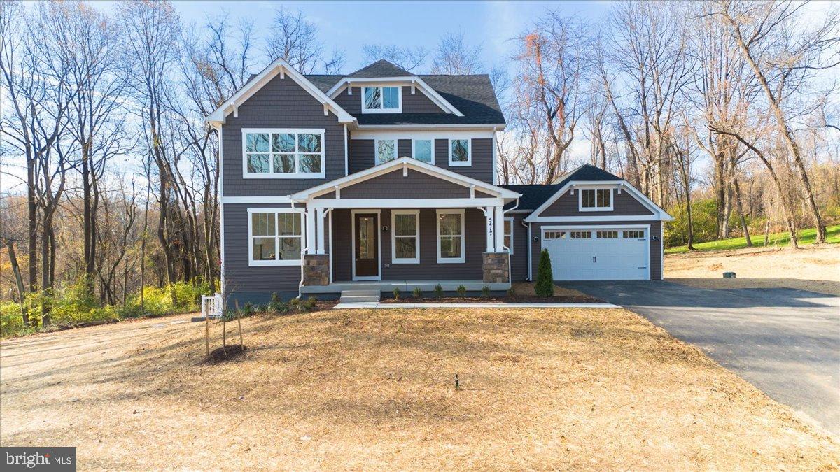 VISTAS ON CHESTNUT HILL - Residential