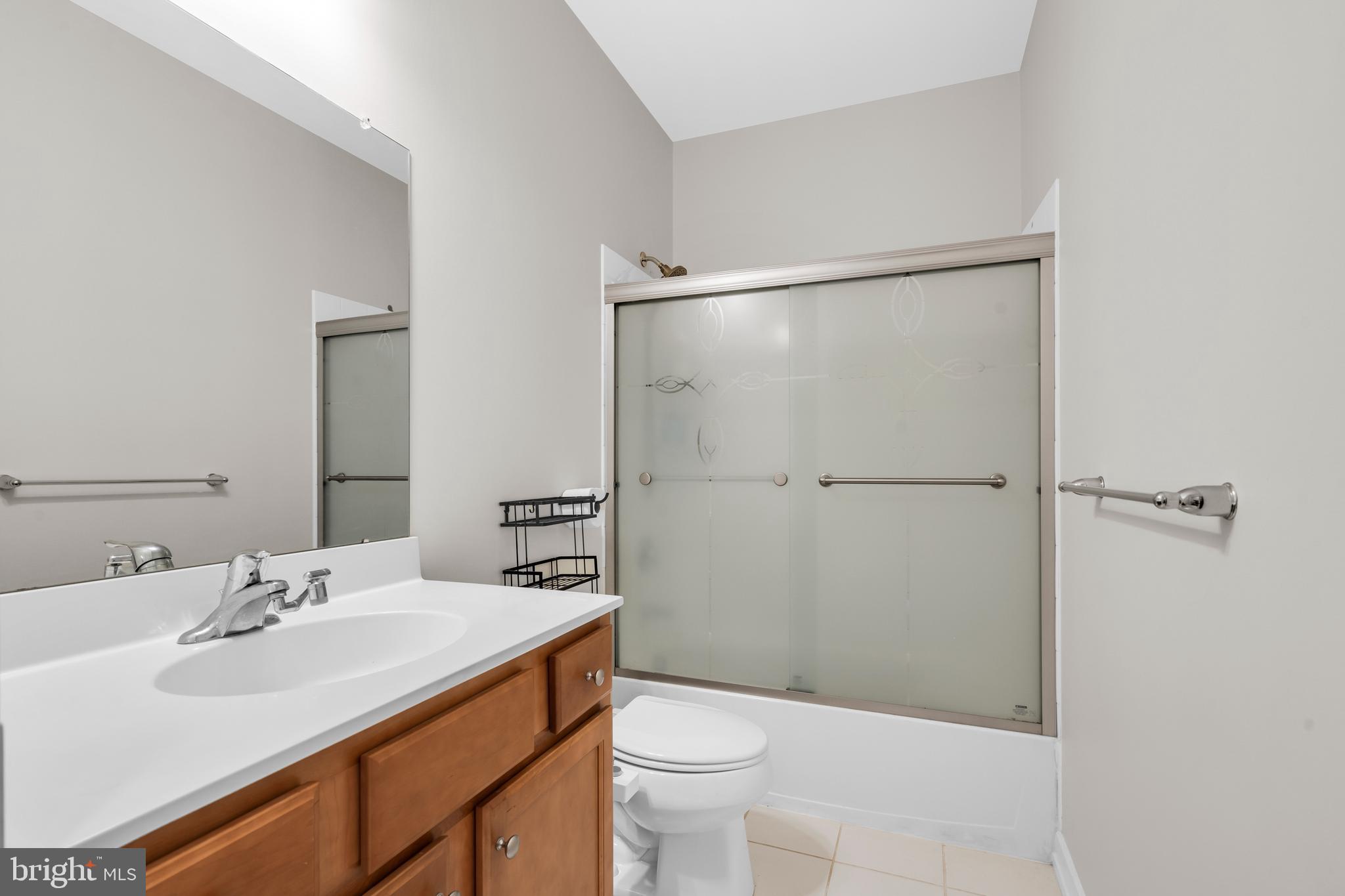 WATERSIDE - Residential