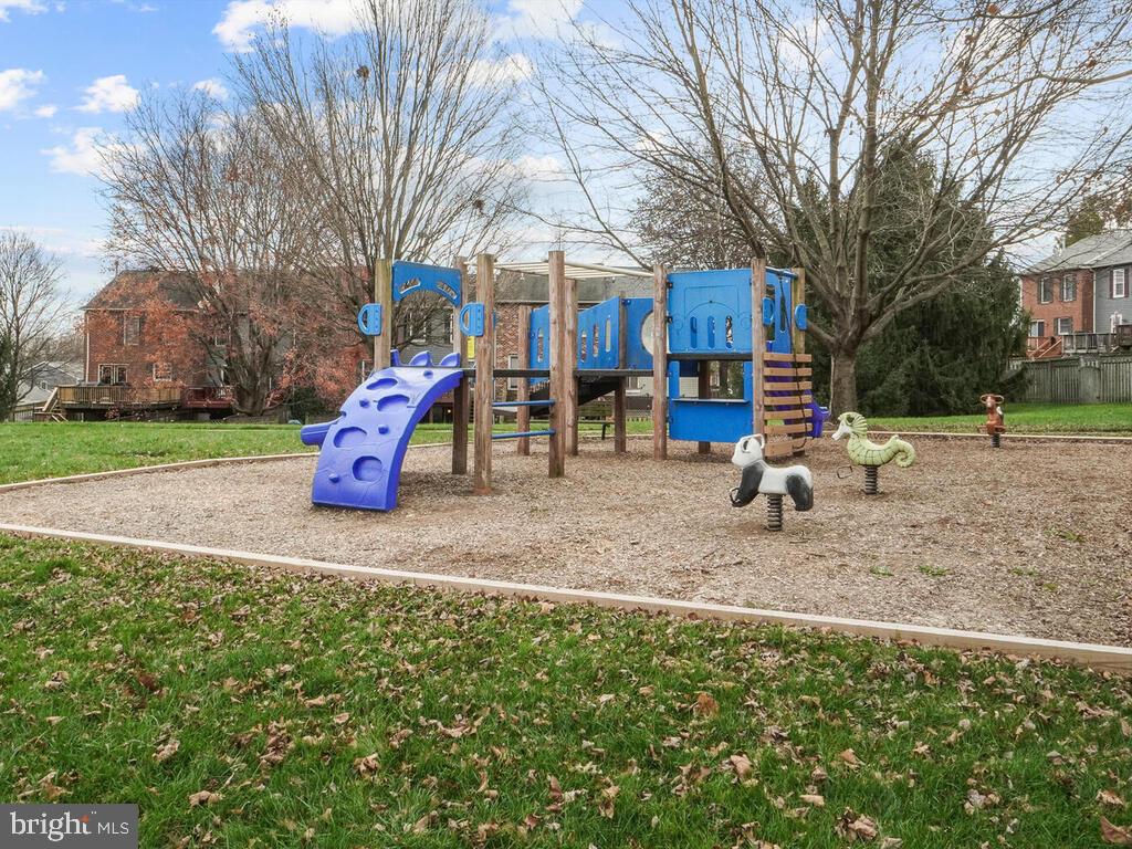 WHITTIER - Residential