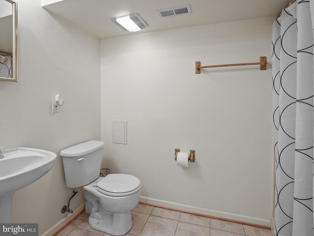 WHITTIER - Residential