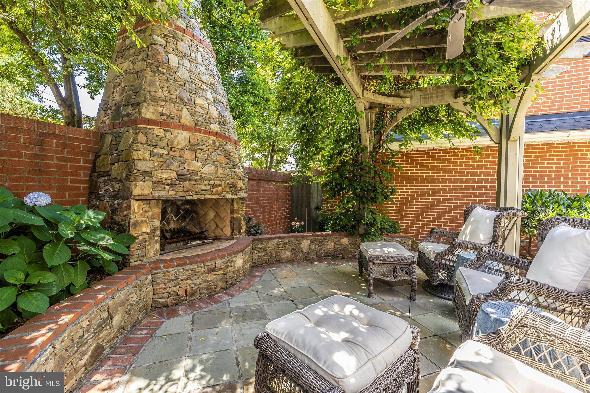 BAKER PARK - Residential