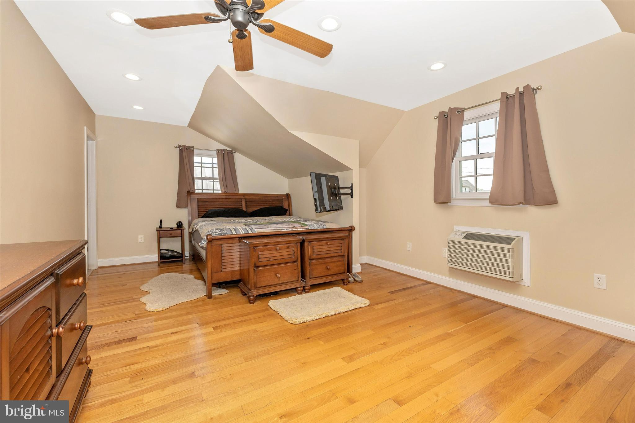 BAKER PARK - Residential