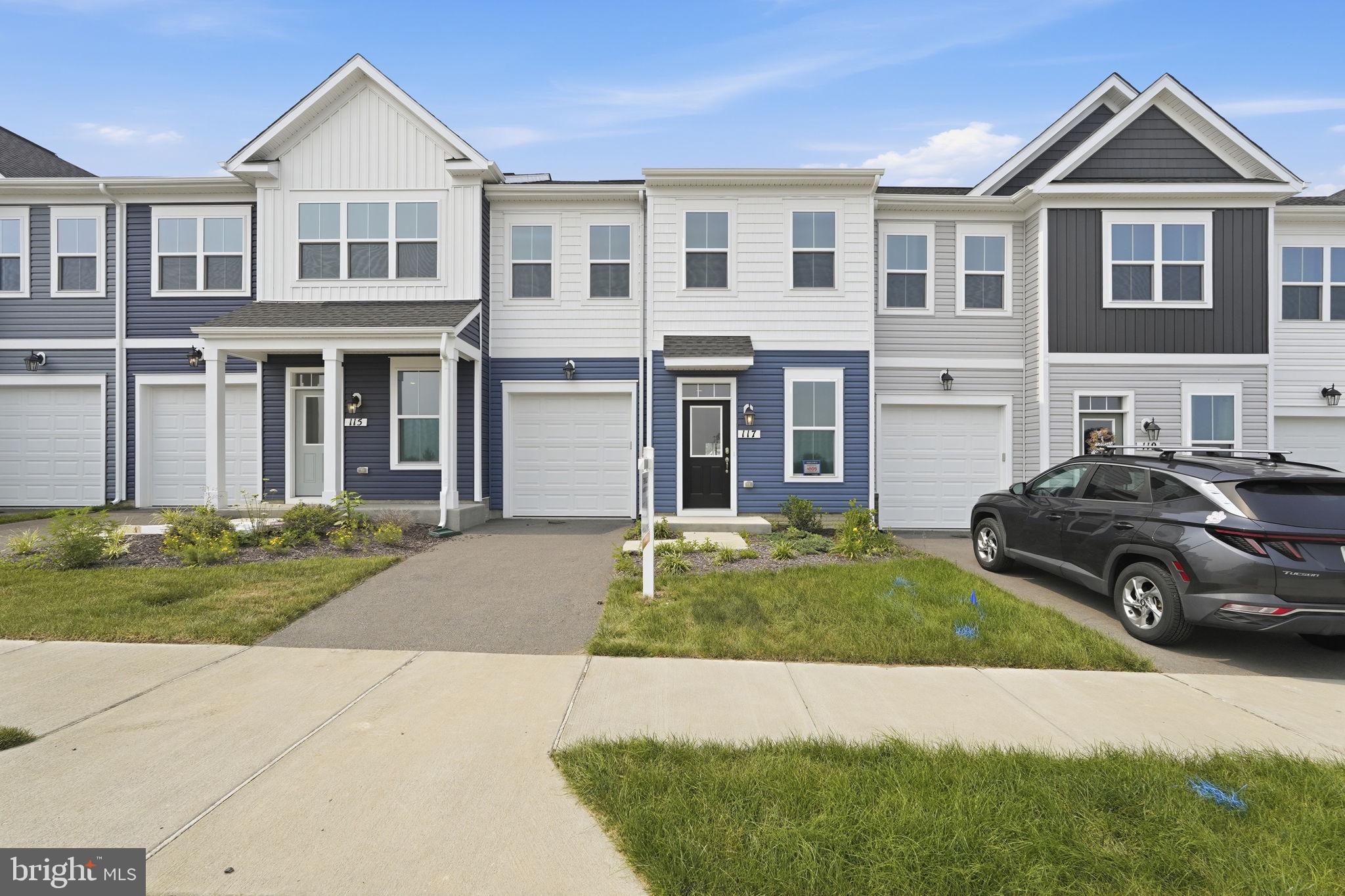 117 CASTAWAY PLACE