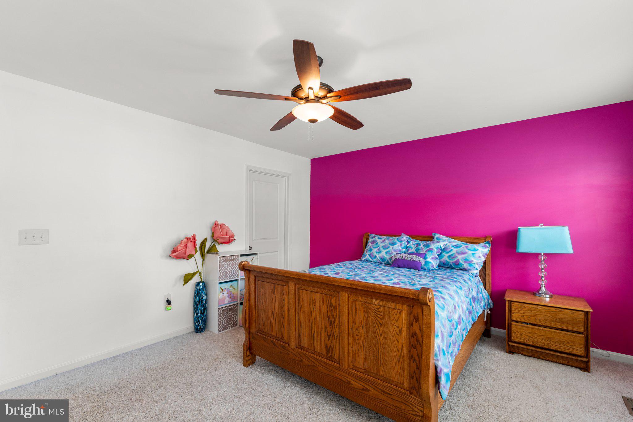 SHELTON KNOLLS - Residential Lease