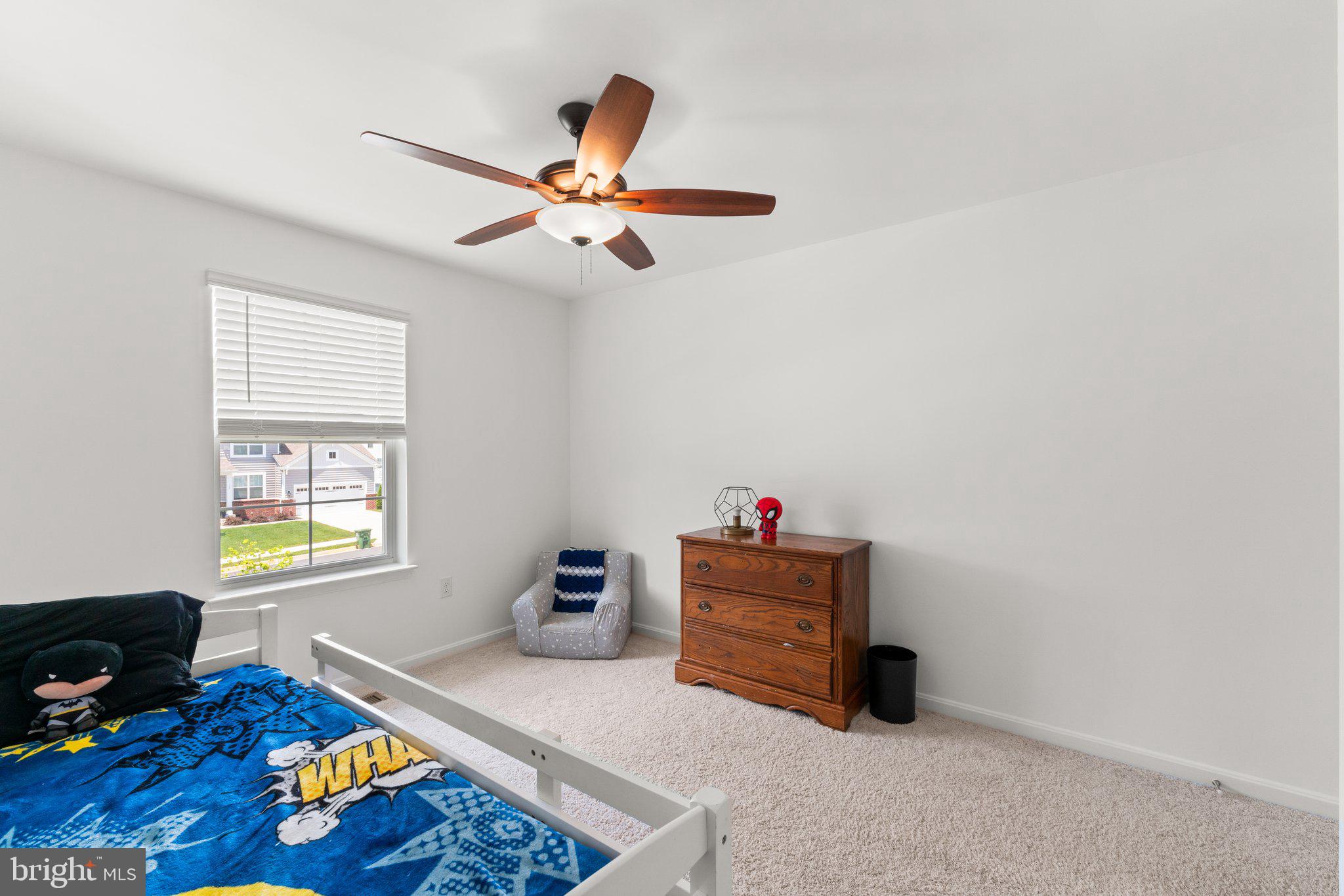 SHELTON KNOLLS - Residential Lease