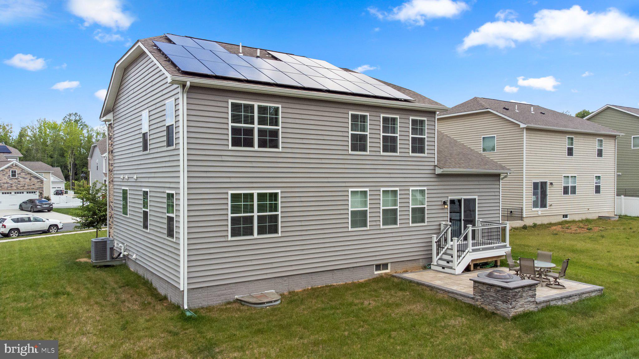 SHELTON KNOLLS - Residential Lease